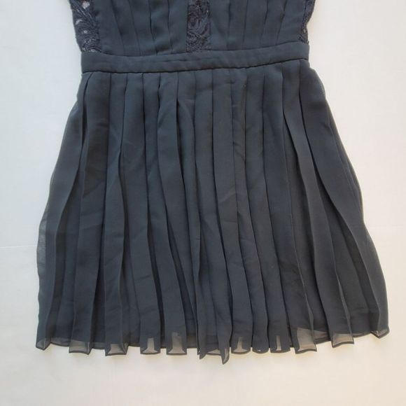 BCBGeneration Black Lace Dress Size 6 NWT - Picture 6 of 14